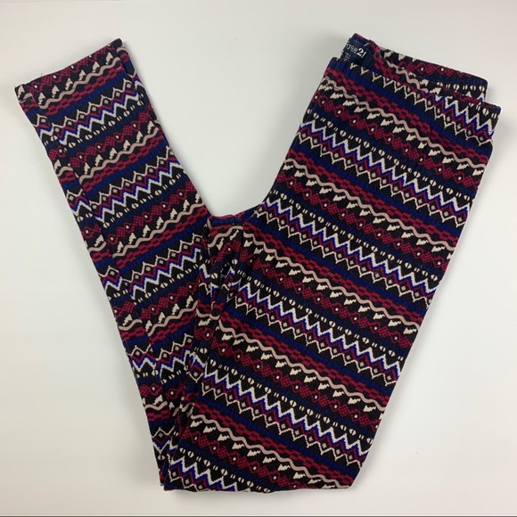 ๐ชด$5/25๐ชด Striped Aztec Sweater Leggings Long Pants F21 Small - Picture 4 of 6